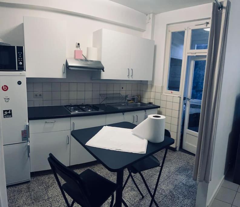 Studio Au Coeur D'ixelles Brüssel